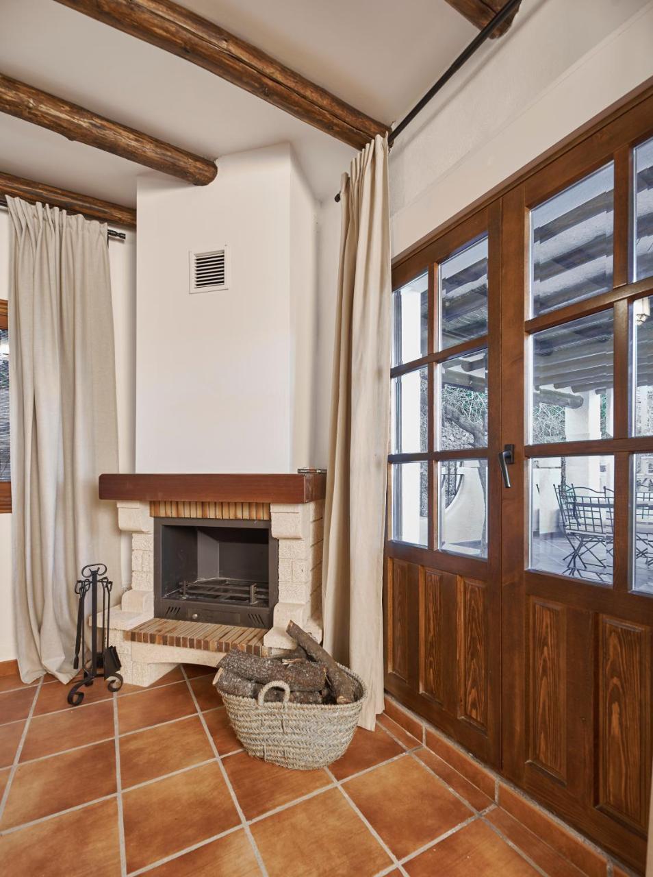 La Almunia De La Alpujarra Apartment Yegen Екстериор снимка