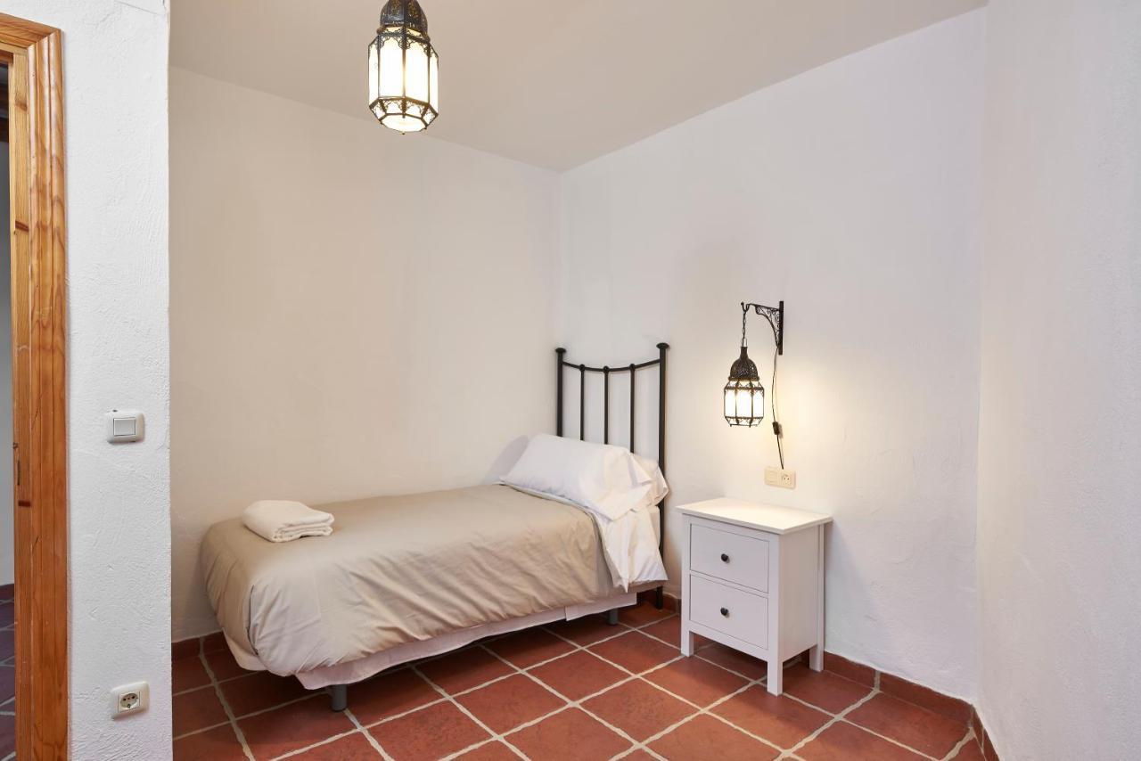 La Almunia De La Alpujarra Apartment Yegen Екстериор снимка