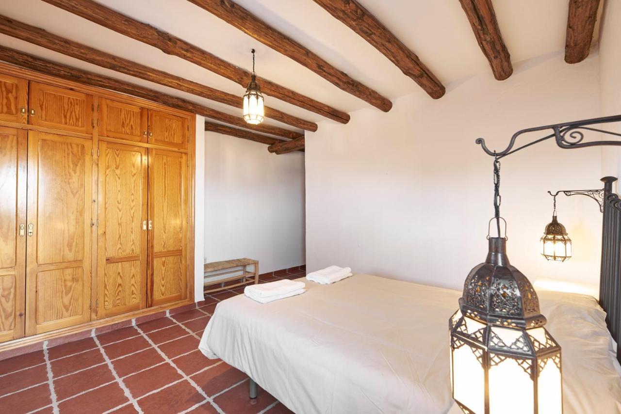 La Almunia De La Alpujarra Apartment Yegen Екстериор снимка